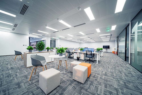 技术开发团队的新媒体办公室装修设计 选择现代工业风